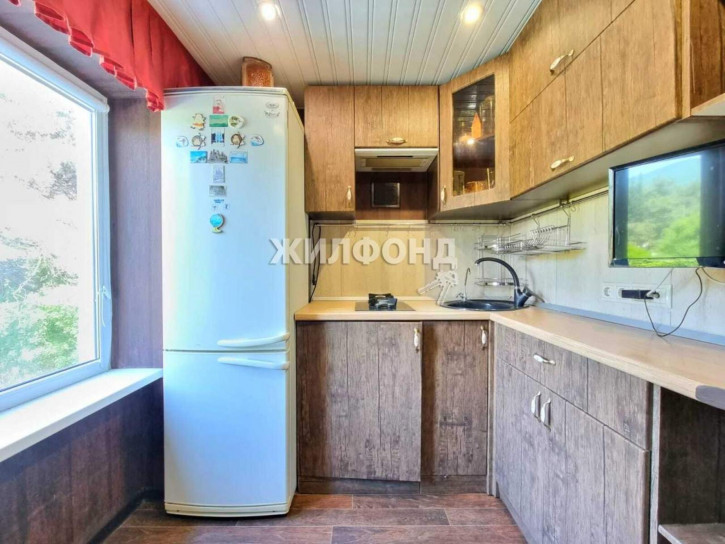 3-комн квартира Островского улица, д.122А