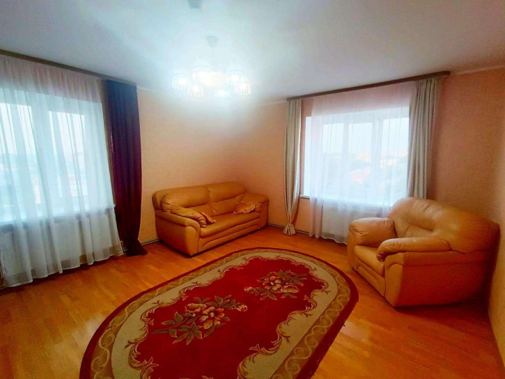 3-комн квартира Юности бульвар, 33