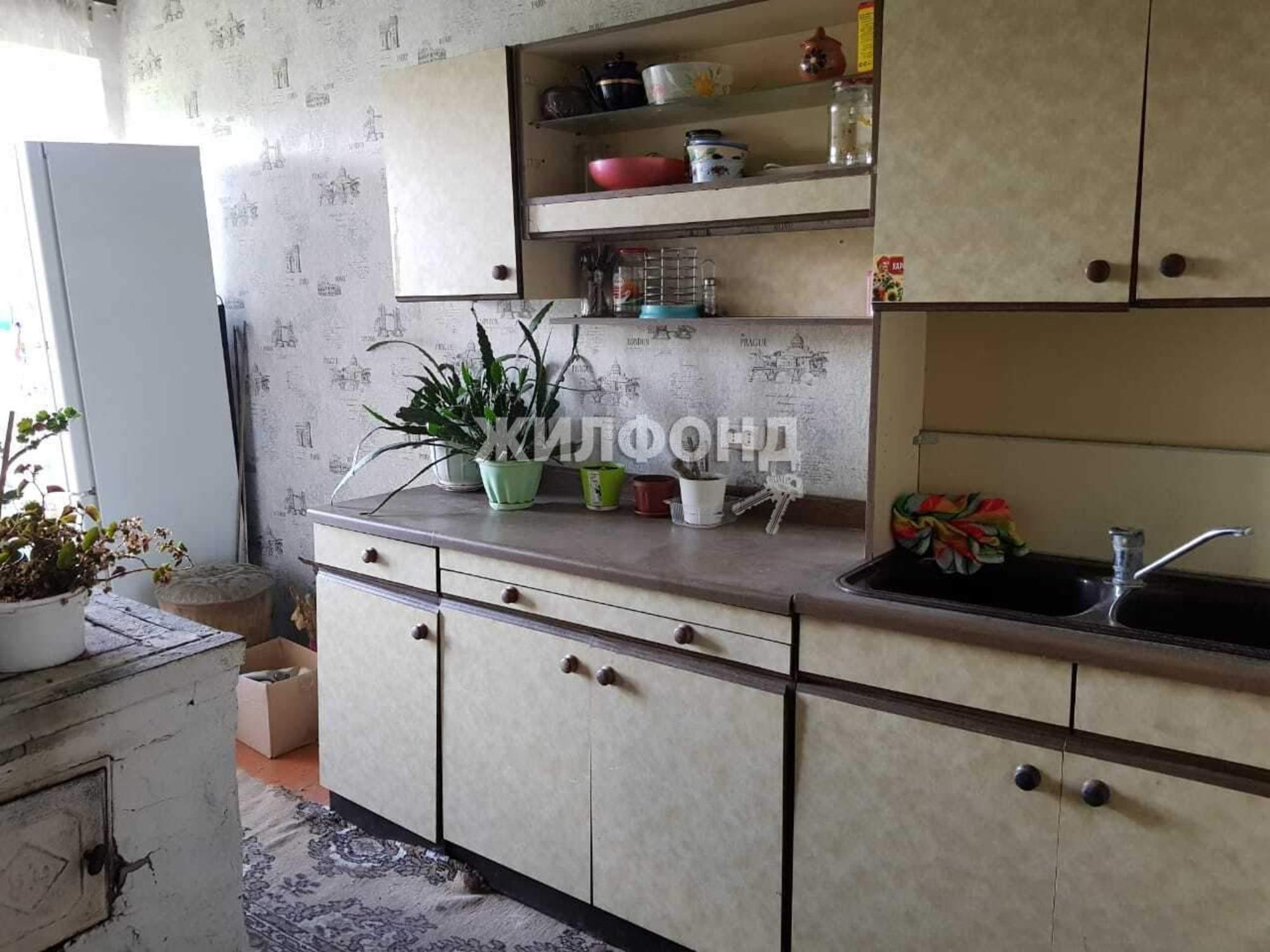 Купить дачу, дом, коттедж за 3 500 000 рублей на Молодежная улица