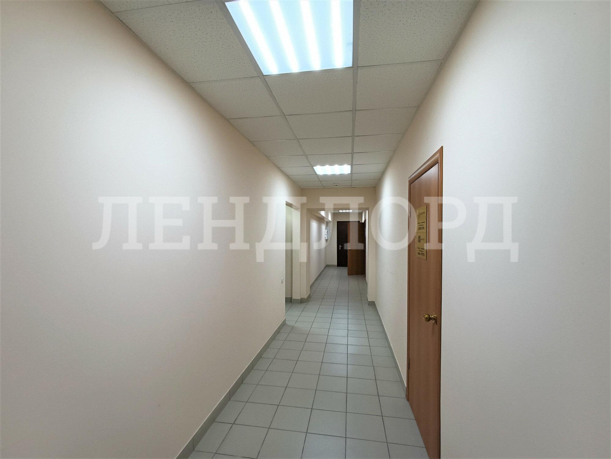 Купить офис, помещение под офис за 14 500 000 рублей на проспект 40-летия Победы