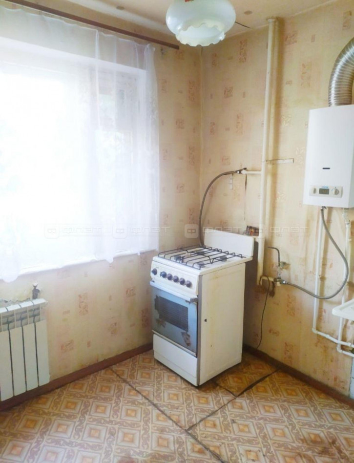 3-комн квартира ул. 40-летия Октября, дом 19