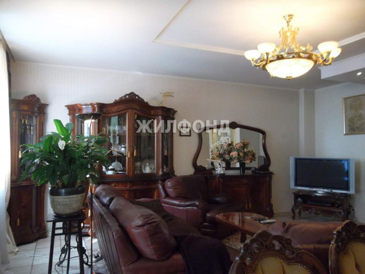 5-комн квартира д.224