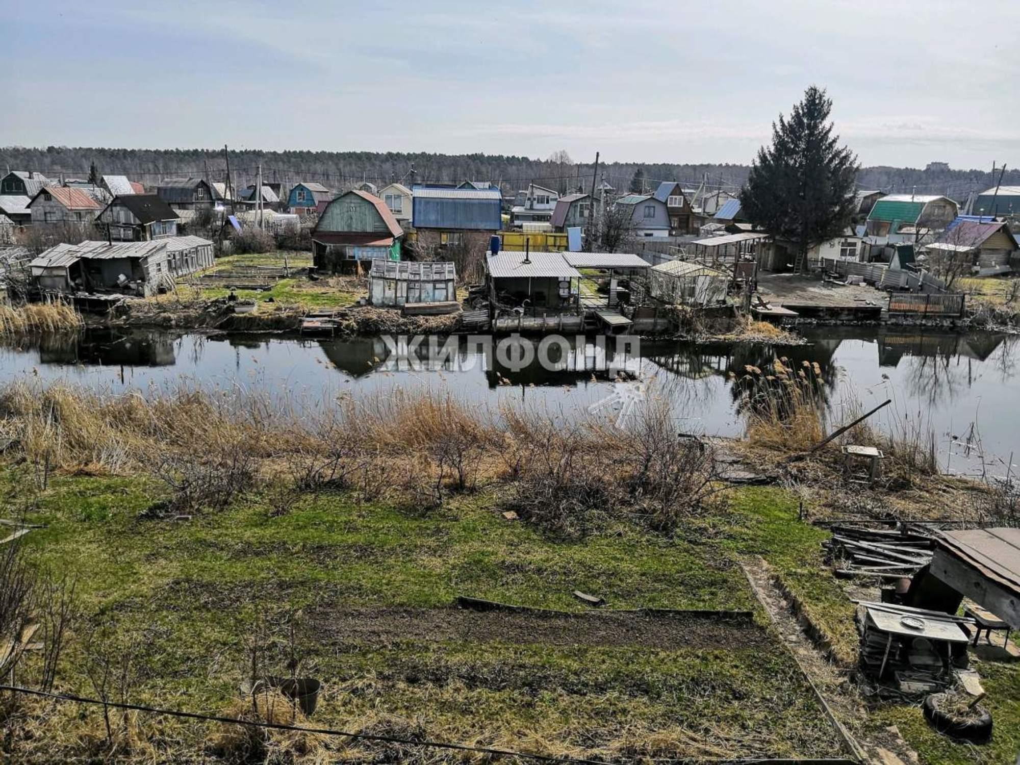 Купить дачу, дом, коттедж за 2 000 000 рублей на Центральная ул.