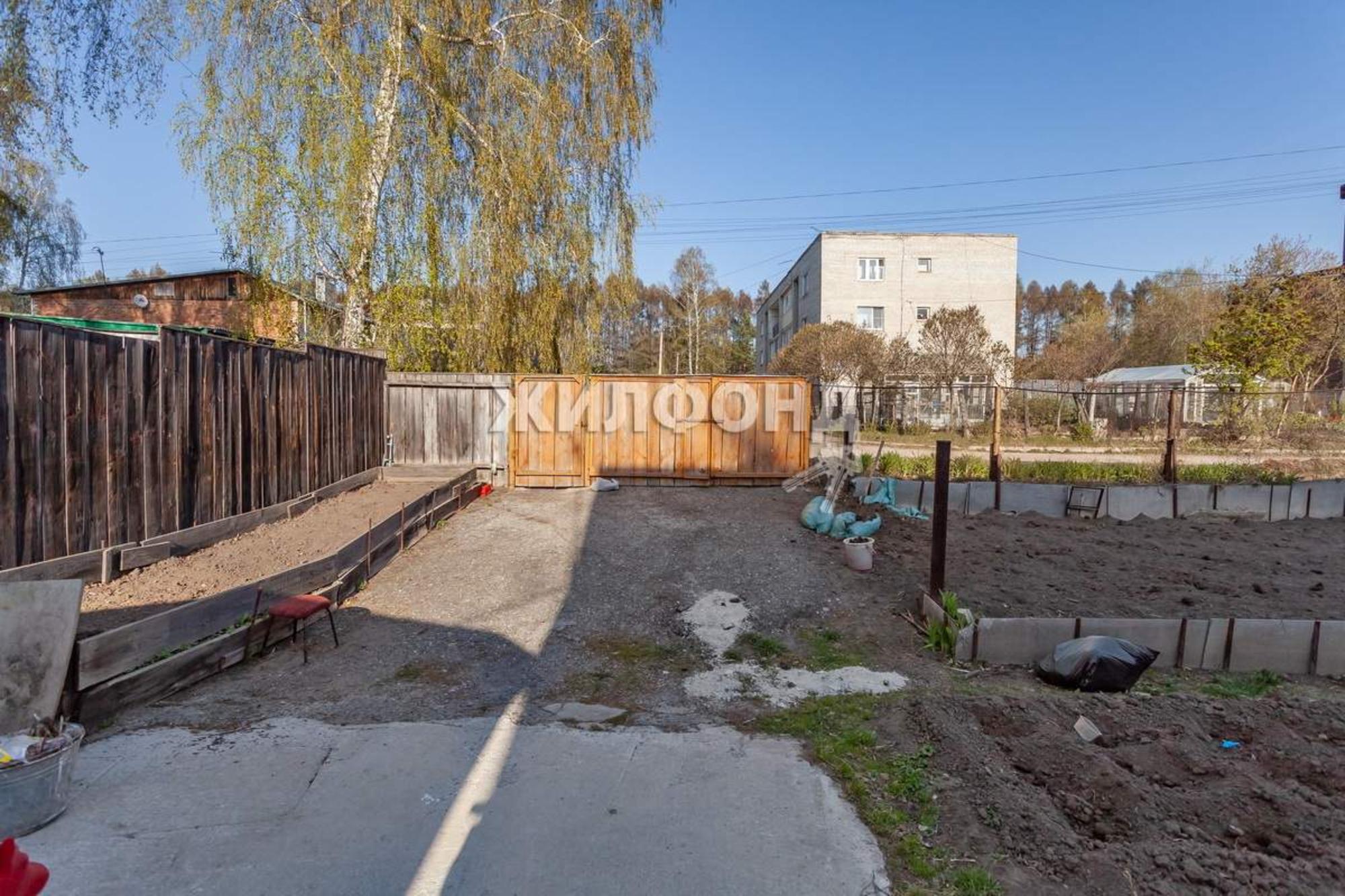 Купить дачу, дом, коттедж за 1 400 000 рублей на Парижской Коммуны улица