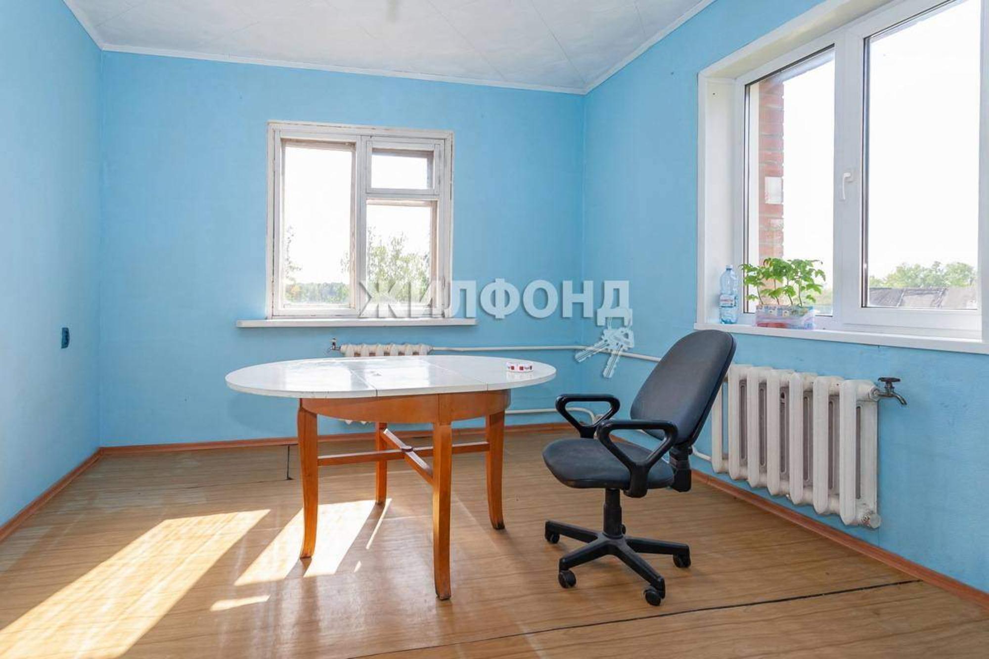 Купить дачу, дом, коттедж за 13 750 000 рублей на Дорожная улица