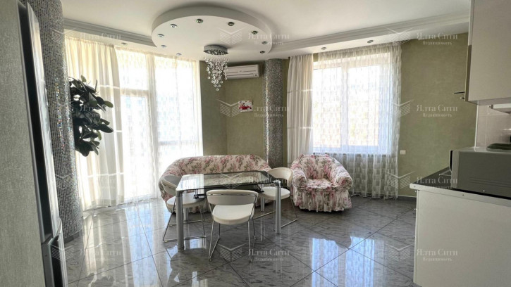 3-комн квартира в новом доме Строителей ул., 3а