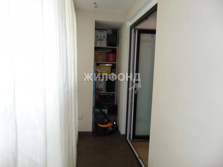 3-комн квартира Сибревкома улица, д.4