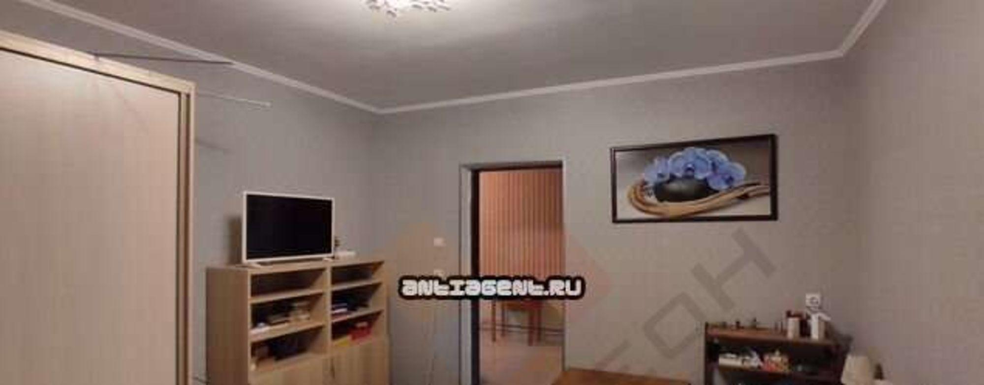 Купить дачу, дом, коттедж за 8 000 000 рублей на Заводская ул, 3