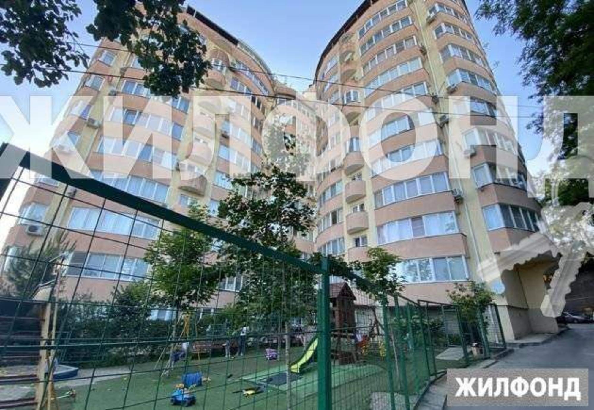 Купить квартиру за 23 000 000 рублей на Клубничная улица, д.32