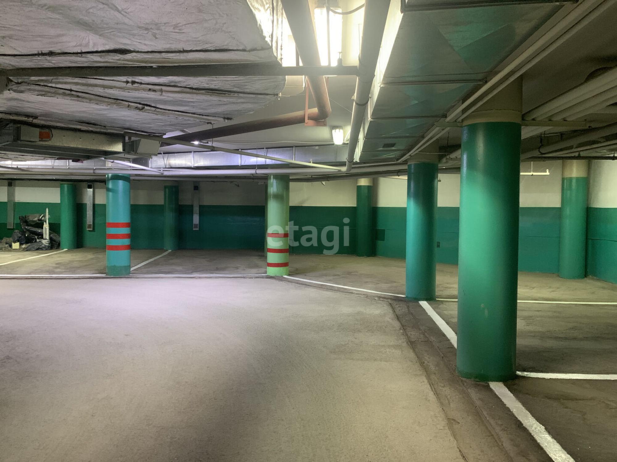 Купить гараж, место в паркинге за 1 500 000 рублей на Дзержинского 15