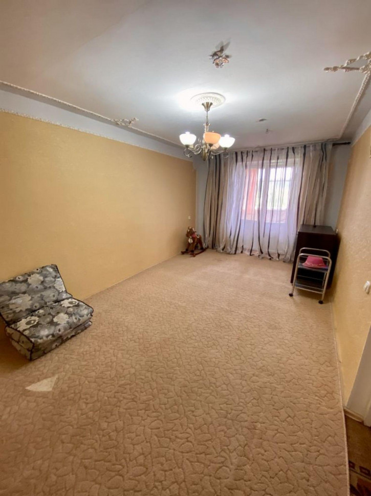 3-комн квартира Захарова ул, 10