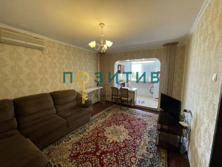 2-комн квартира Крайнего ул, 4