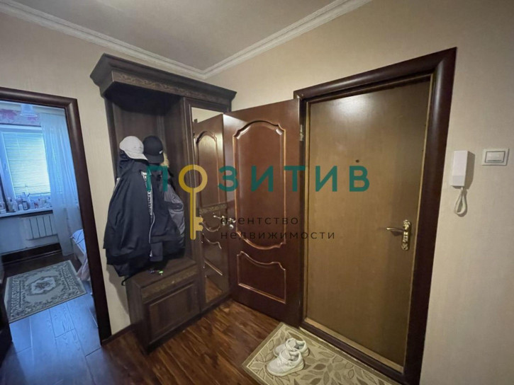2-комн квартира Крайнего ул, 4