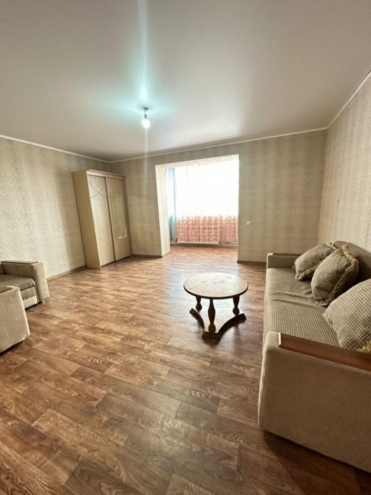 1-комн квартира Нежнова ул, 21к4