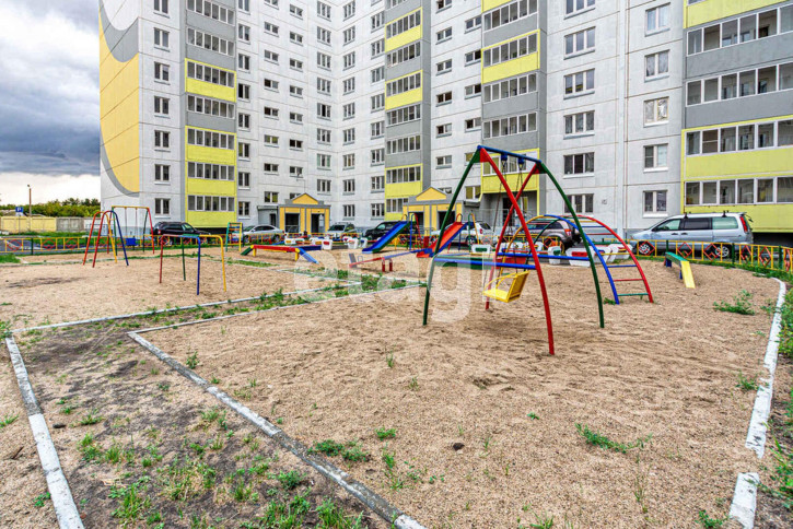 3-комн квартира Малиновского, 23/2