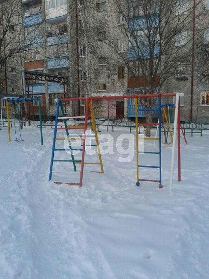 2-комн квартира Школьная, 2