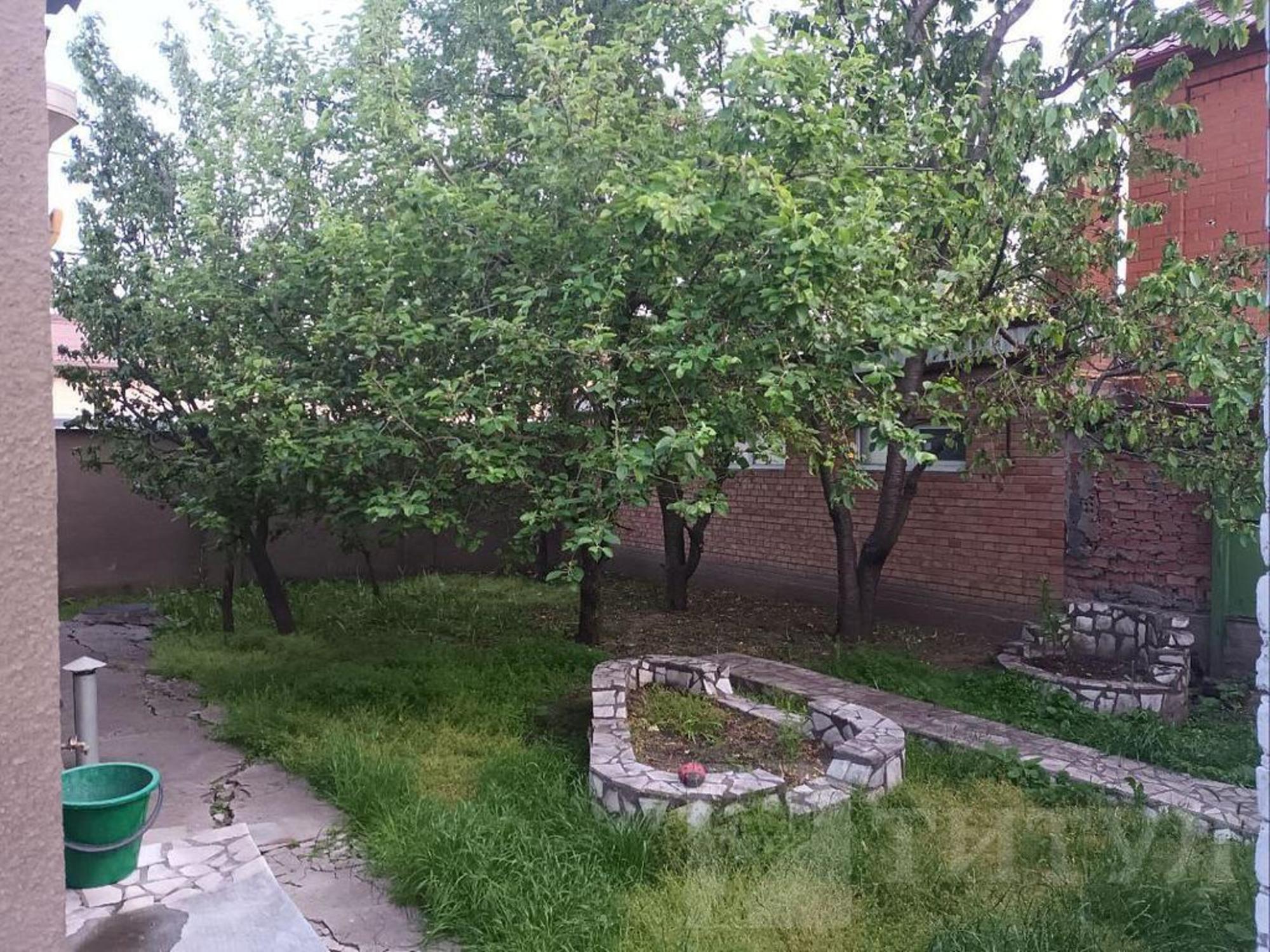 Купить дачу, дом, коттедж за 15 900 000 рублей на Нахичевань, ул. 7-я линия
