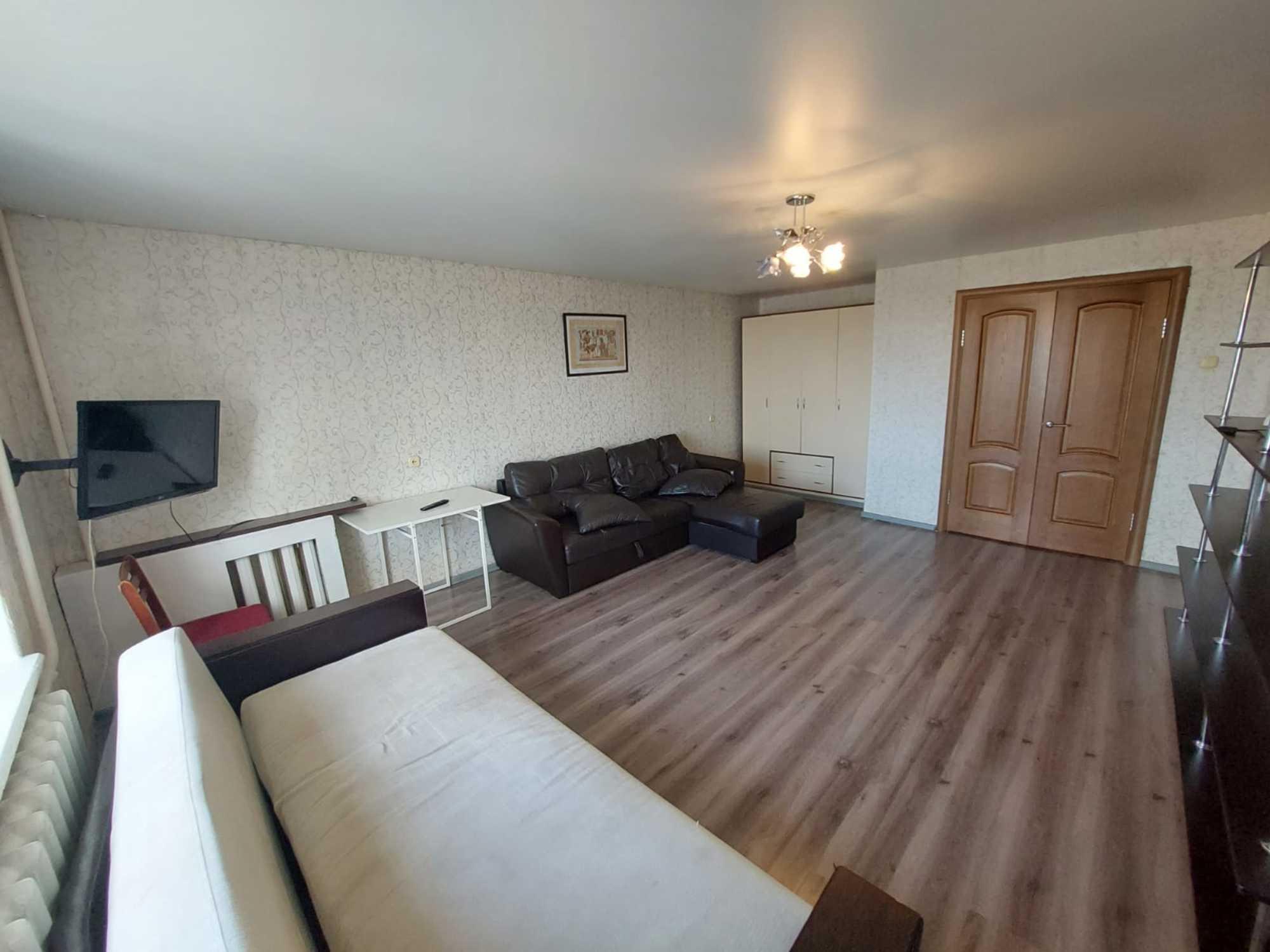 Сдать квартиру за 28 000 рублей на Менделеева ул, 7