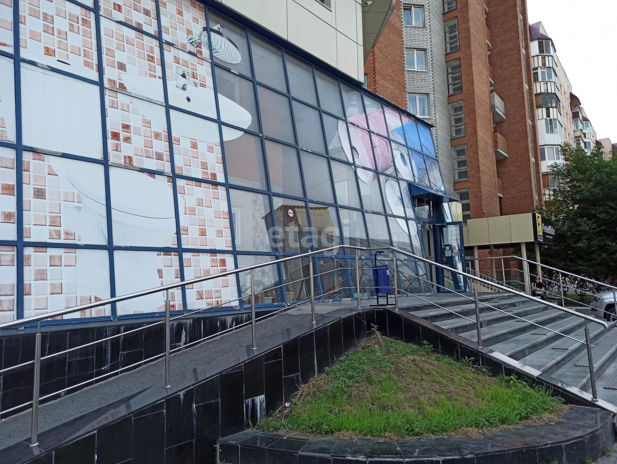 Сдать торговое помещение за 1 050 000 рублей на Николая Чаплина 130/1