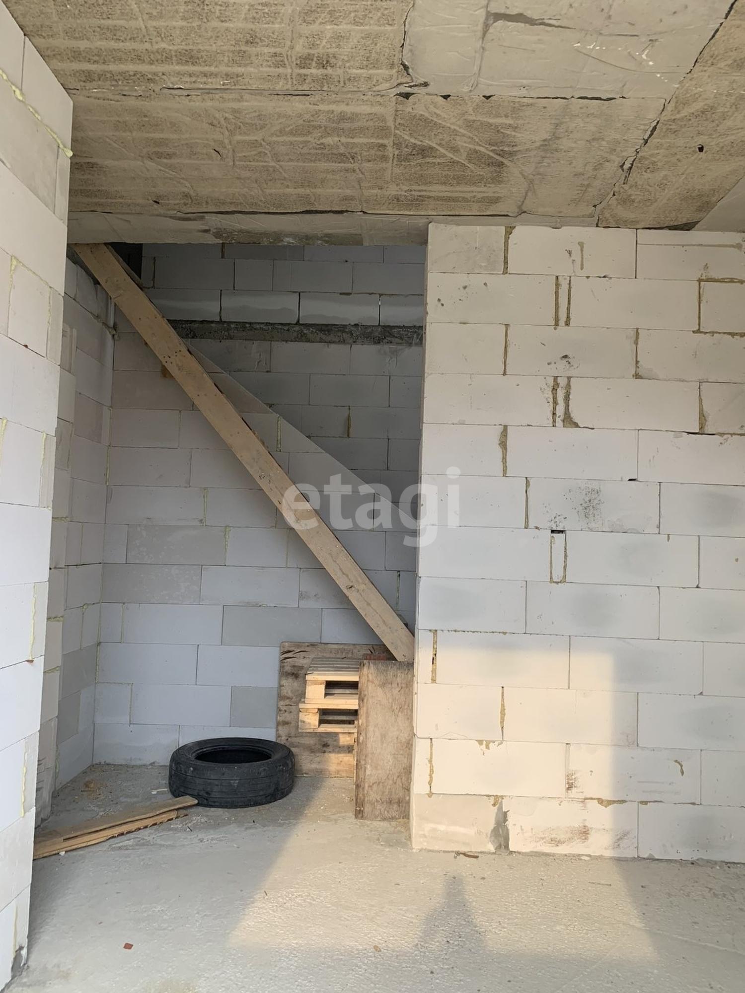 Купить дачу, дом, коттедж за 8 300 000 рублей на Хуторской пер., 3