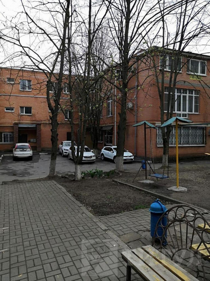 3-комн квартира СЖМ, Королева