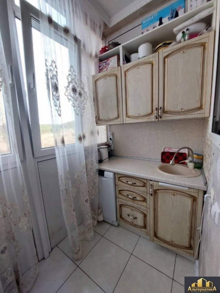 2-комн квартира Катыхина ул.