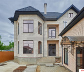 коттедж 241 кв м Каляева, 20