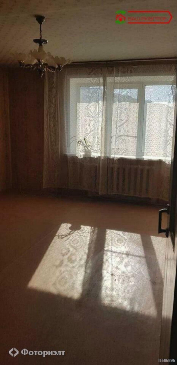 3-комн квартира Усть-Курдюмская ул, 11