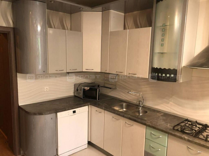 2-комн квартира ул. Зинина, дом 34