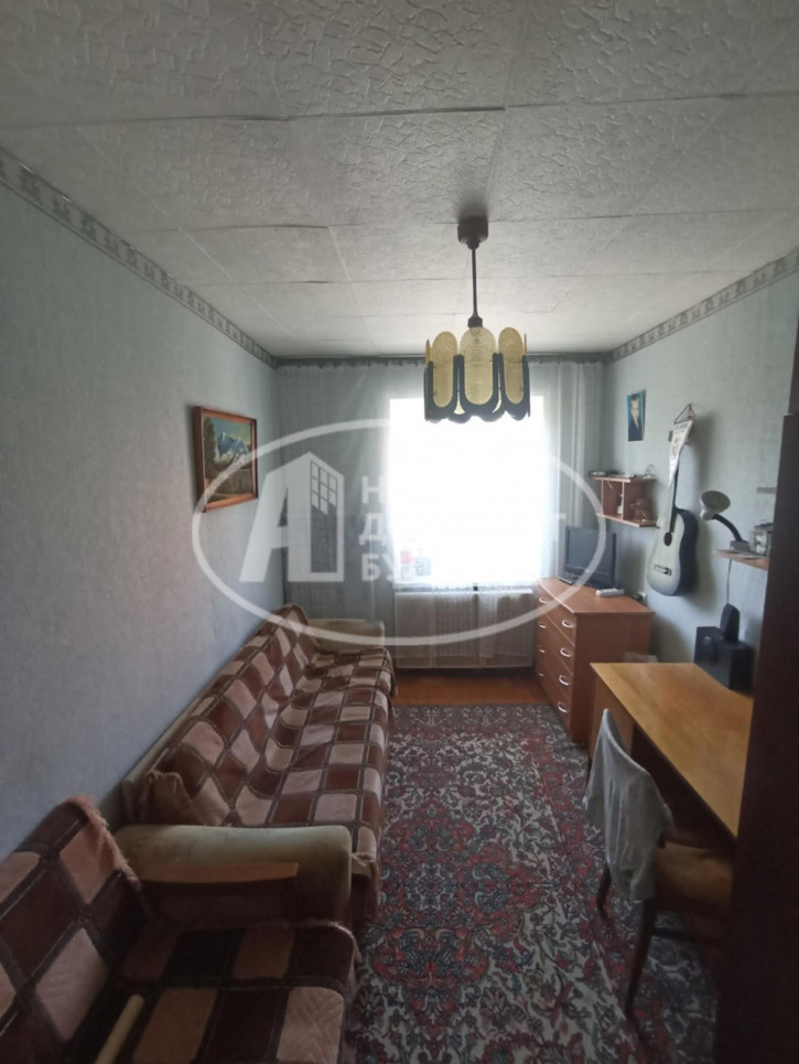 3-комн квартира улица Мира, 4