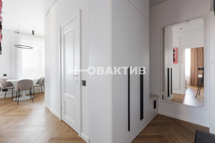 3-комн квартира улица Трудовая, 25/1