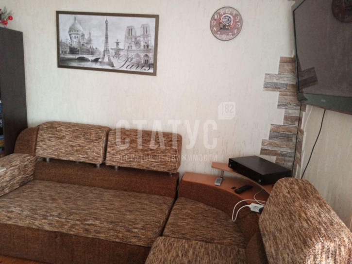 4-комн квартира Войкова ул, 2 а