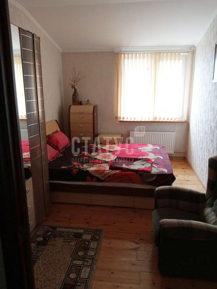 4-комн квартира Войкова ул, 2 а
