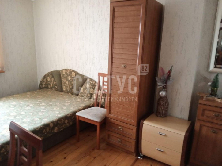 4-комн квартира Войкова ул, 2 а