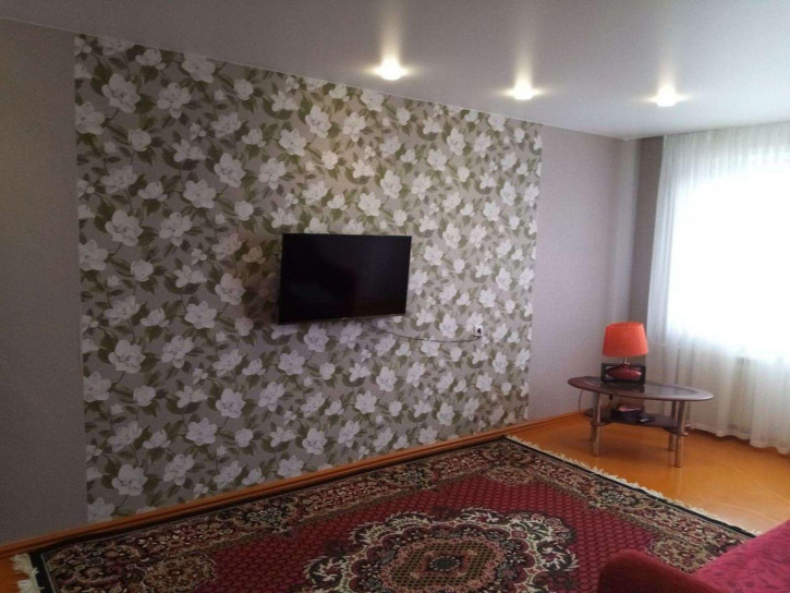 2-комн квартира Героев Труда, 35