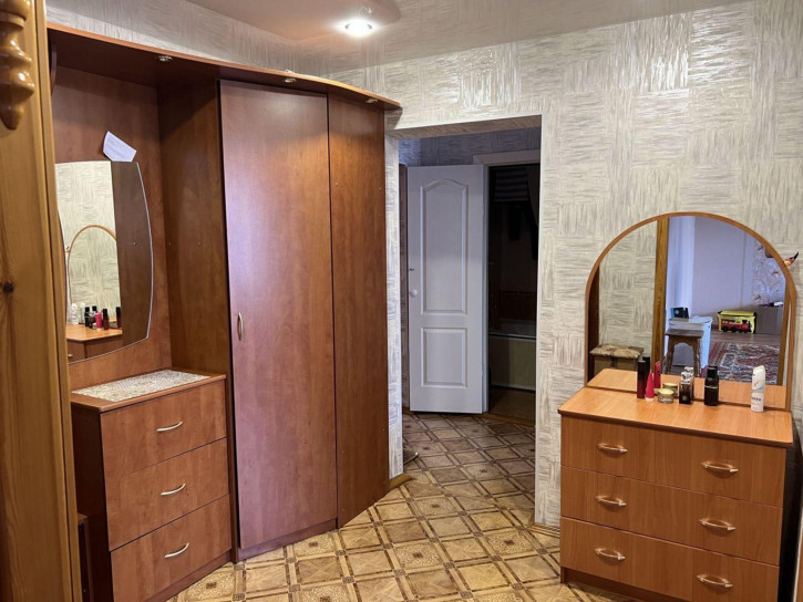 3-комн квартира Мечтателей, 46