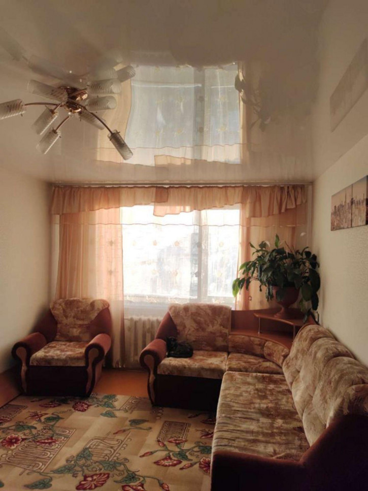 5-комн квартира Героев Труда, 33