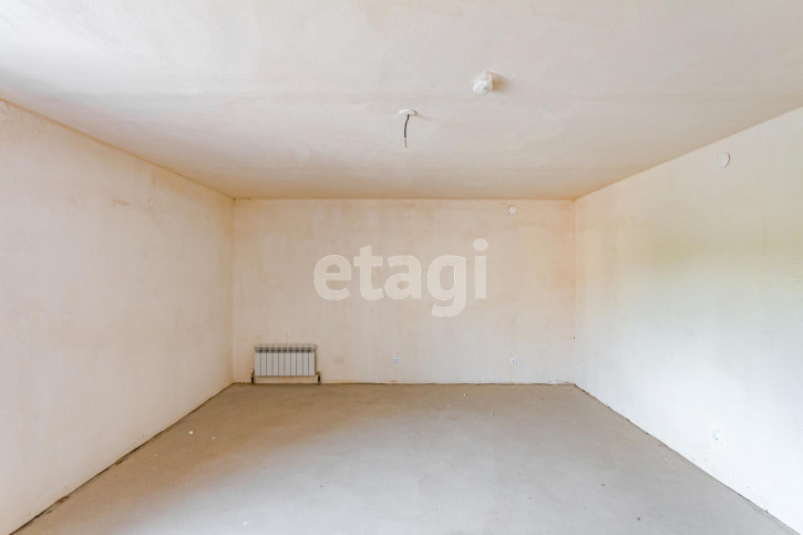 3-комн квартира улица Космонавта Беляева, 21