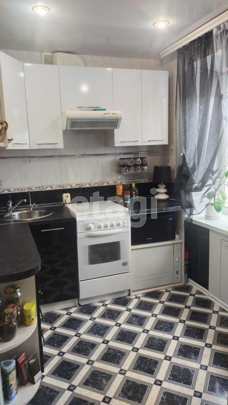 2-комн квартира улица Герцена, 65