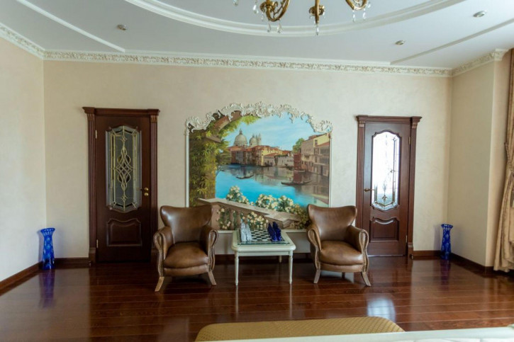 5-комн квартира Некрасова ул, 37