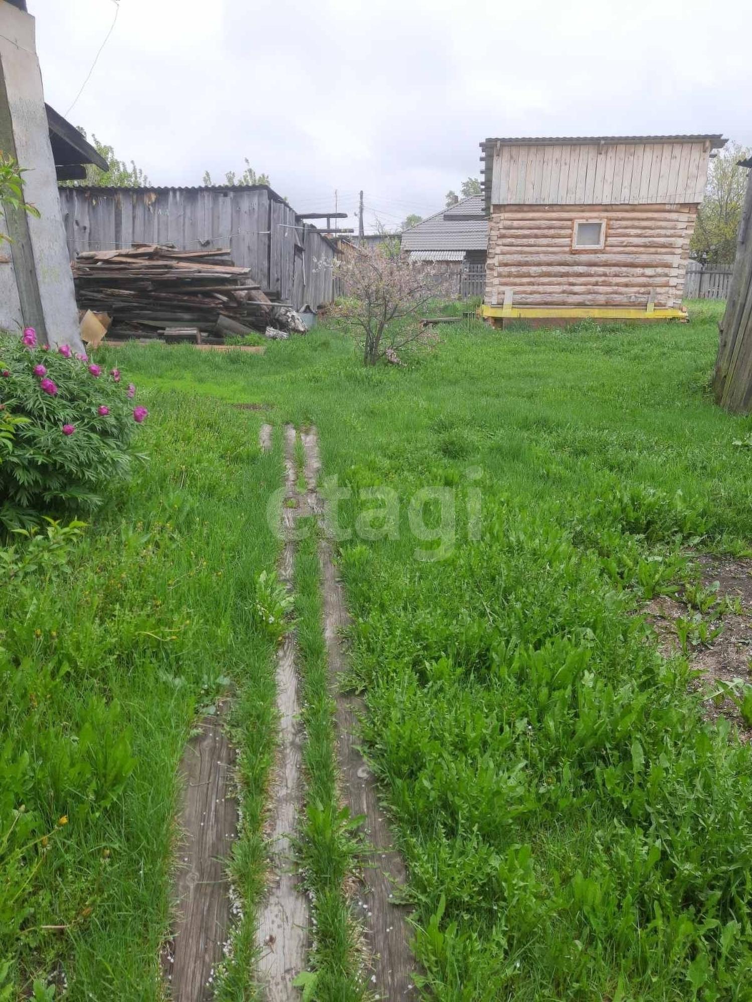 Купить дачу, дом, коттедж за 2 000 000 рублей на Октябрьская, 14