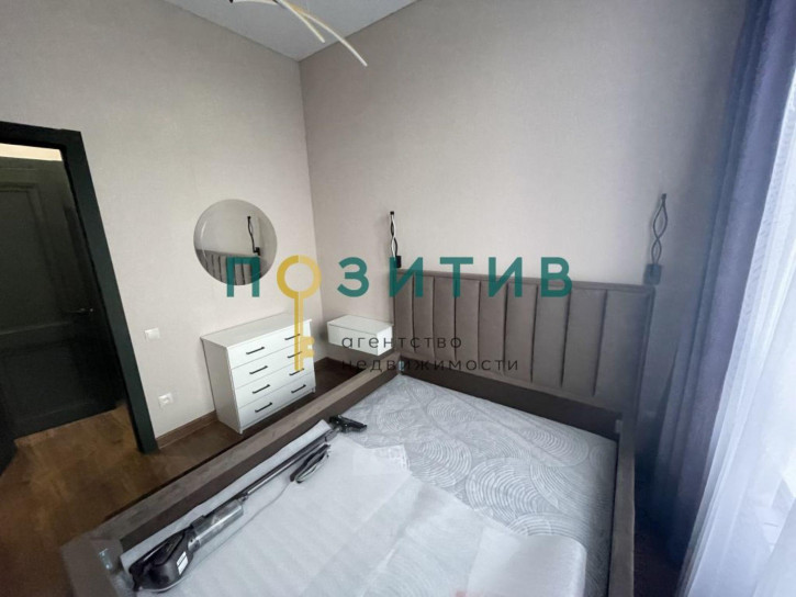 2-комн квартира Калинина пр-кт, 27к3