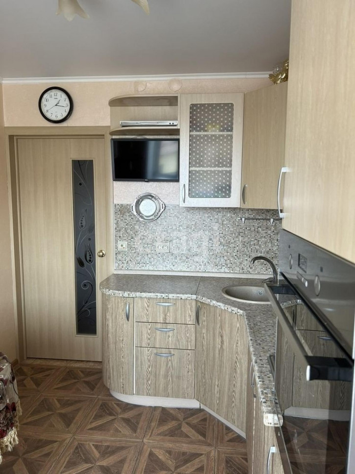 1-комн квартира Лиственная, 21б