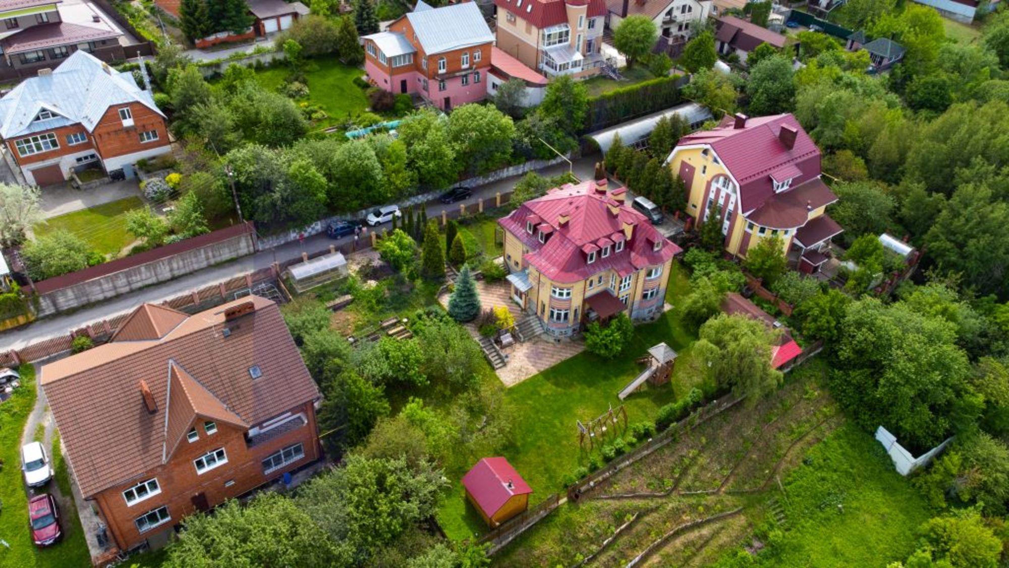 Купить дачу, дом, коттедж за 55 000 000 рублей на Александровская сл, 89