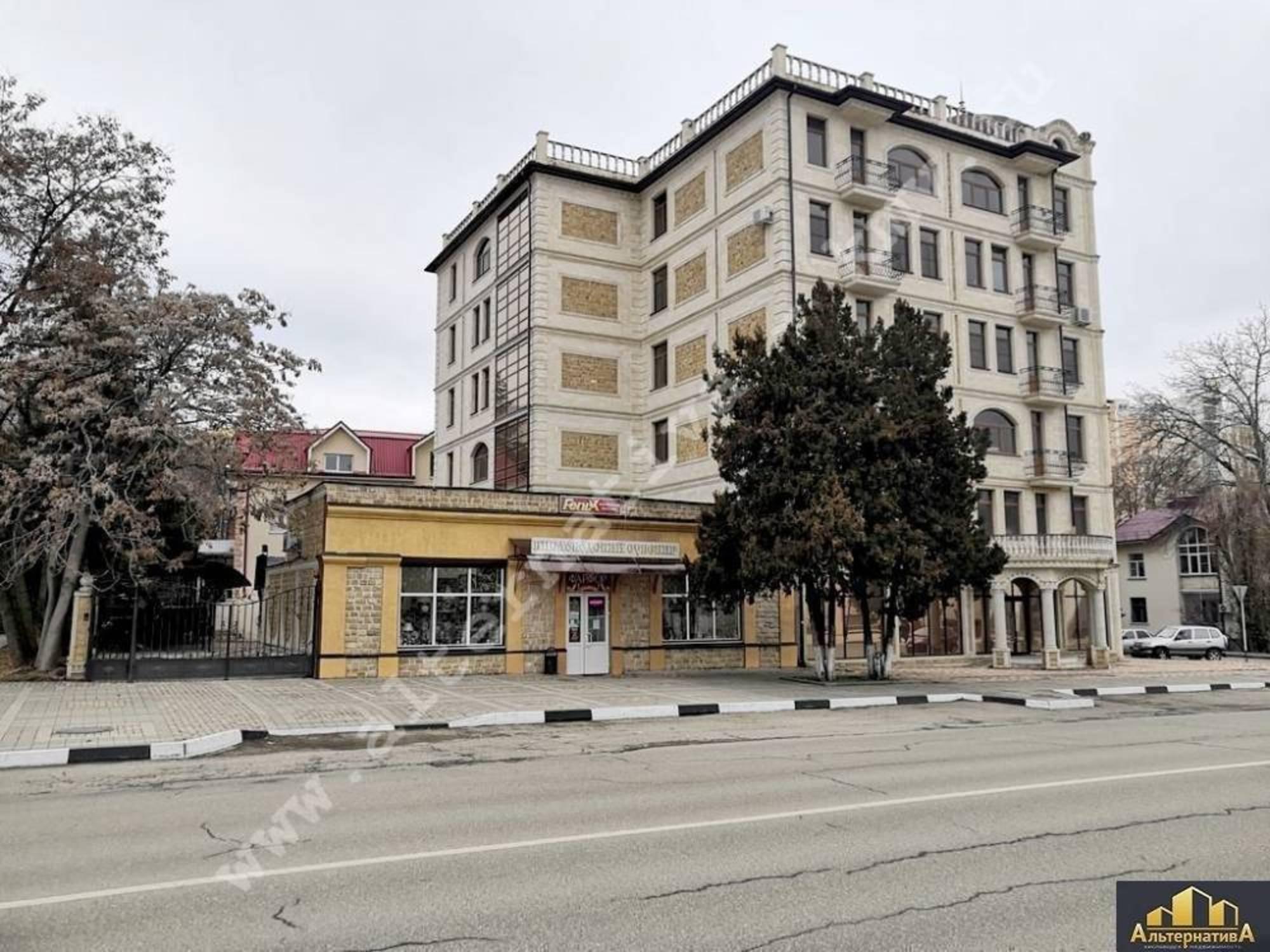 Купить квартиру за 21 000 000 рублей на Победы пр-т.