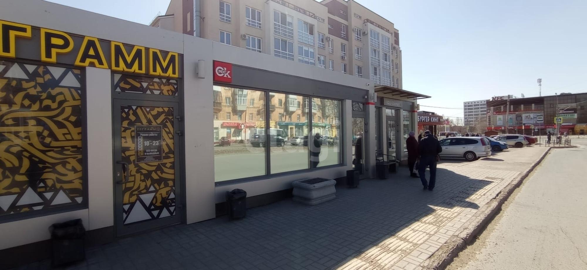 Сдать торговое помещение за 52 500 рублей на Думская 2