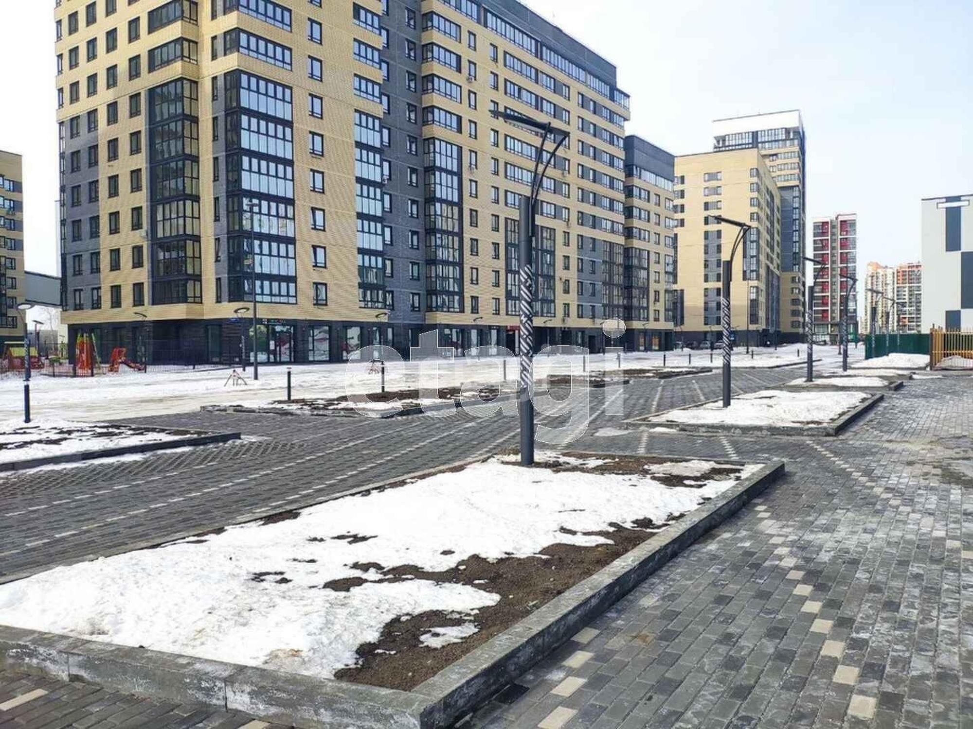 Купить торговое помещение за 25 000 000 рублей на Газовиков 73/4