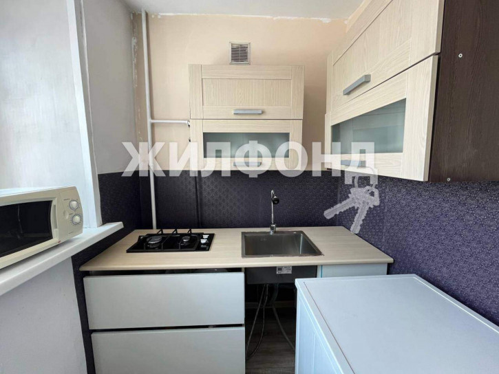 4-комн квартира Кечил-оола улица, д.18