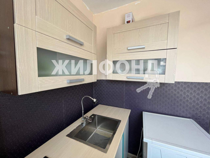 4-комн квартира Кечил-оола улица, д.18