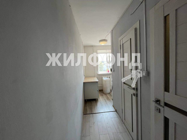 4-комн квартира Кечил-оола улица, д.18
